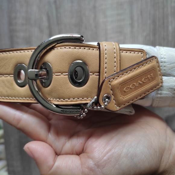 Coach White and Tan Relaxed Shoulder Bag - Picture 6 of 7